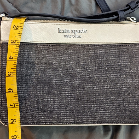 Kate Spade Crossbody - Picture 4 of 6